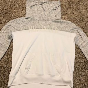Hollister sweatshirt